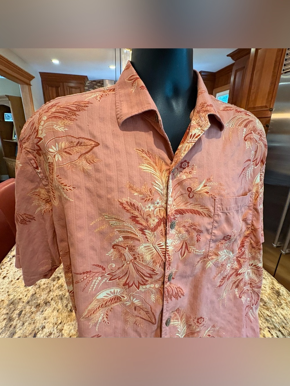 Tommy Bahama men’s 100% silk camp shirt. Sharp orange with tropical print. Large